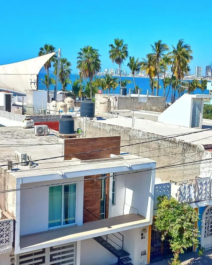 Estudio A Unos Pasos Del Malecon Масатлан